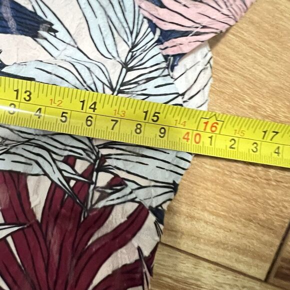 Karl Lagerfeld Mini Dress Size 2 White Blue Leaf Print Ruffle Sleeve Hem Texture - Picture 5 of 8